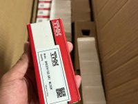 Con trượt vuông THK