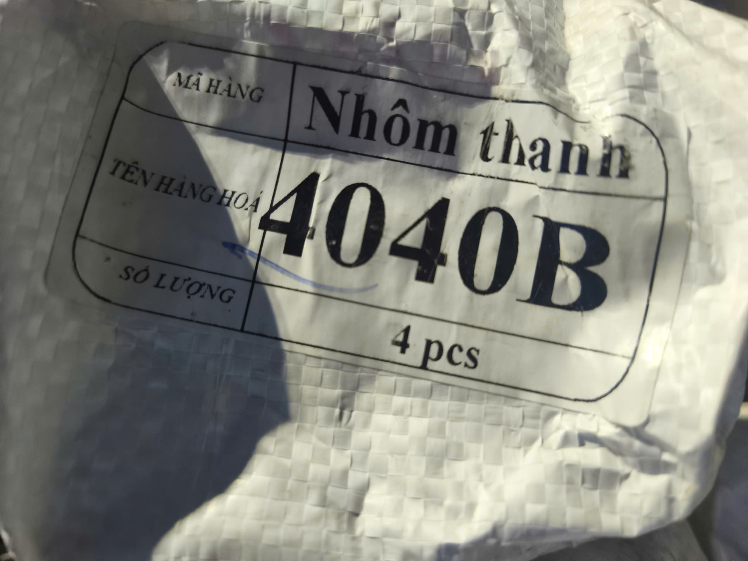 nhôm thanh 40x40B nhôm thanh 40x40B